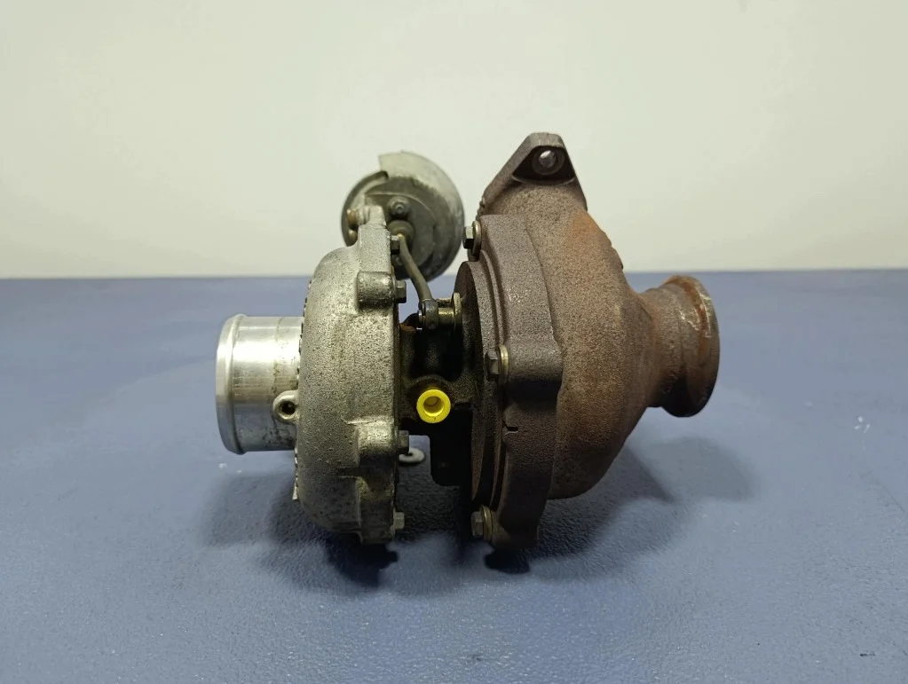 Turbocompresseur Opel Astra J 2.0 CDTI image 3