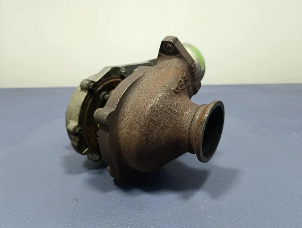 Turbocompresseur Opel Astra J 2.0 CDTI image 4