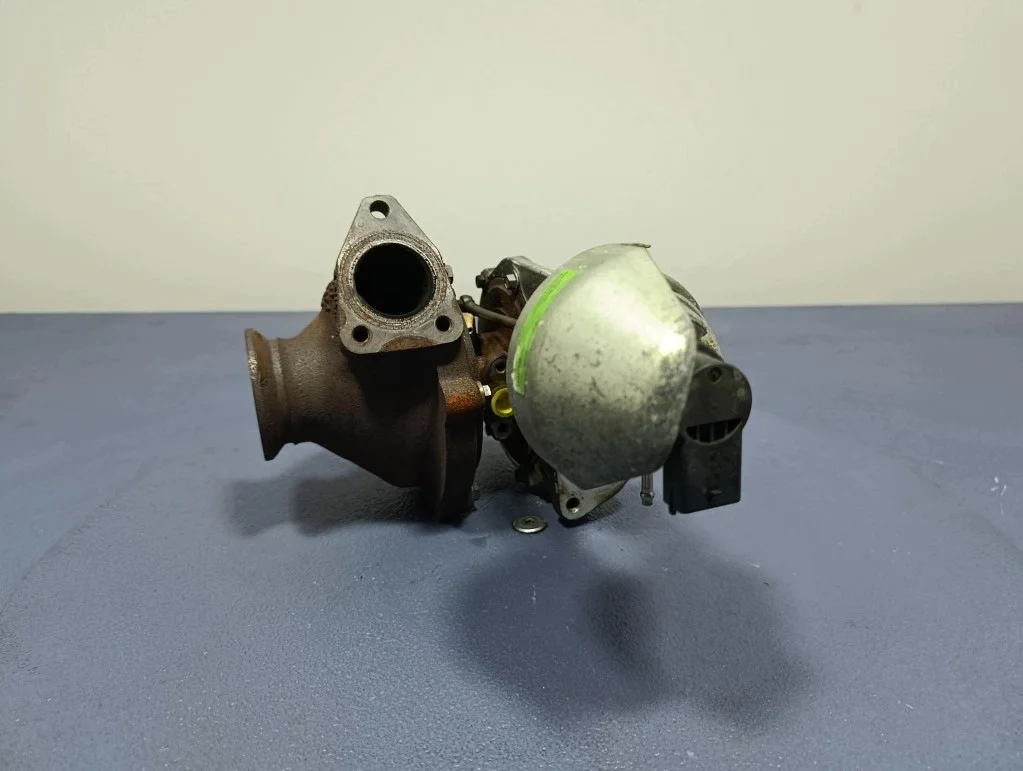 Turbocompresseur Opel Astra J 2.0 CDTI image 7
