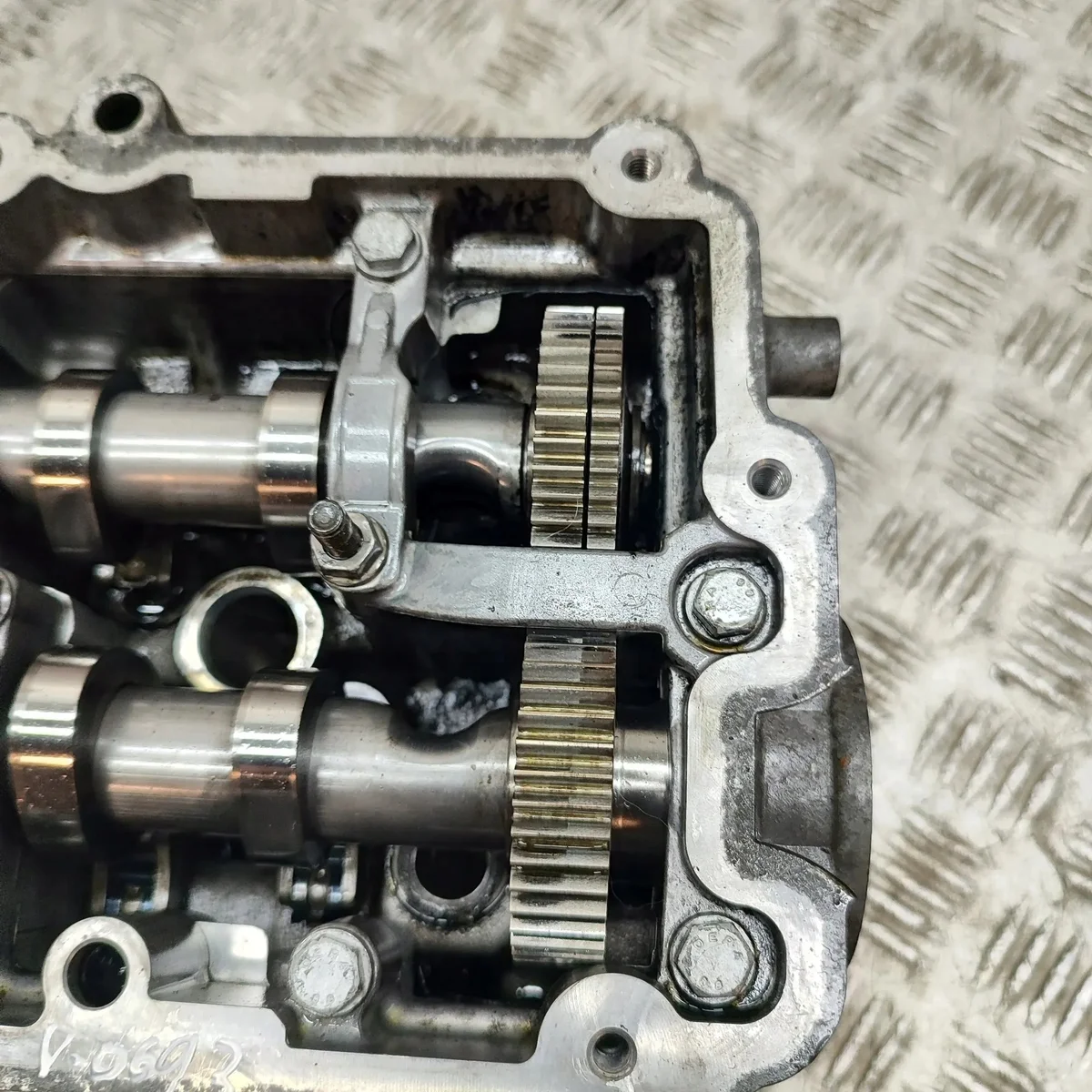 Audi A4 B8 S4 B8 S5 8T Cilindro 06E103067BP image 6