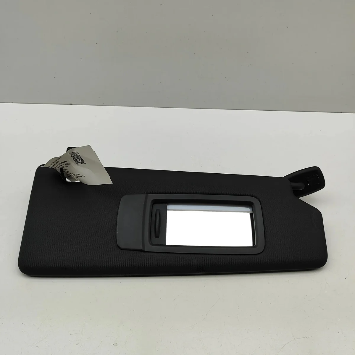 Protetor solar direito BMW 5 (G60) 51169501362 image 5