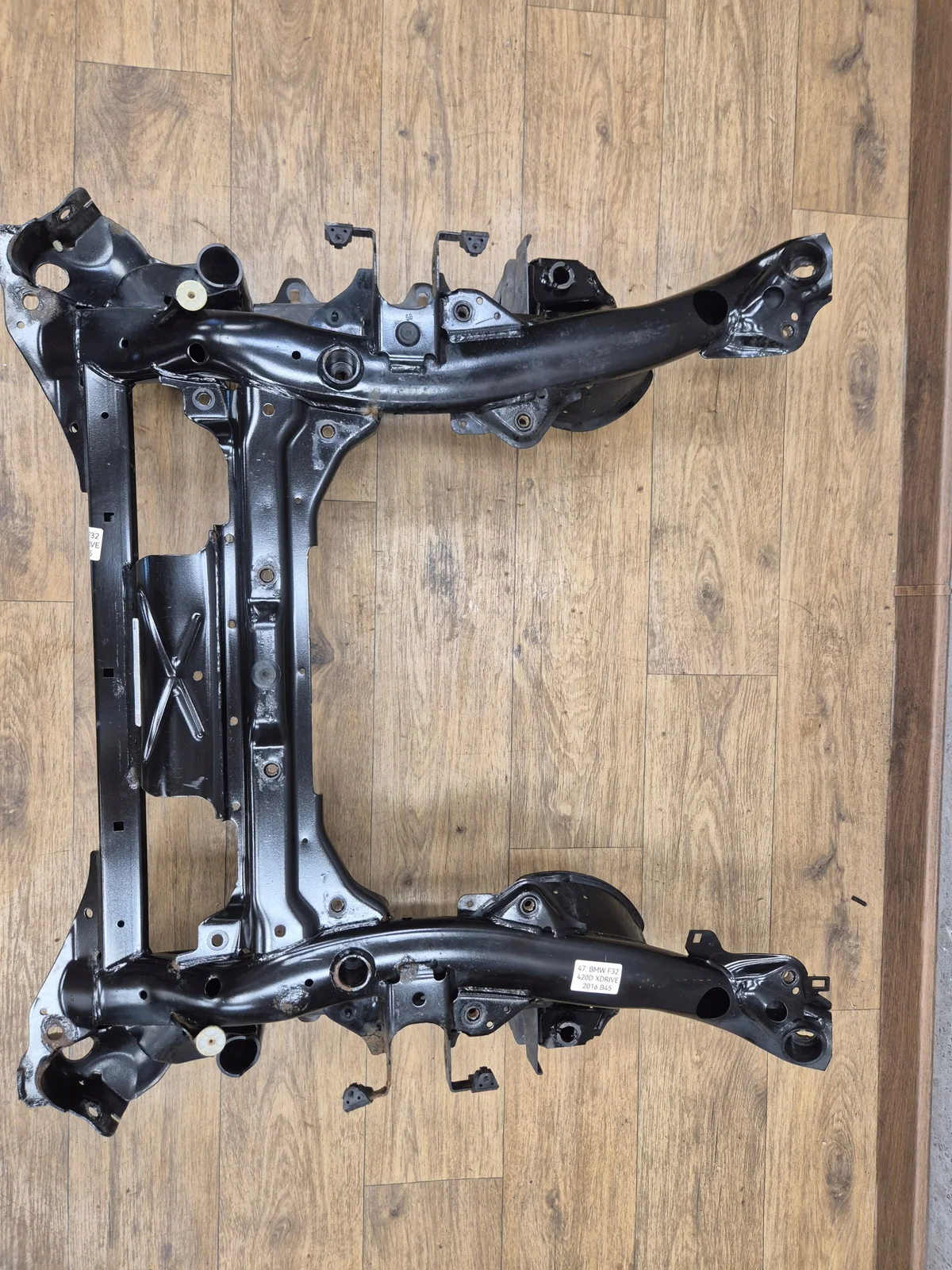 BMW F20 F21 F22 F30 F32 F36 Vorderachsträger image 8