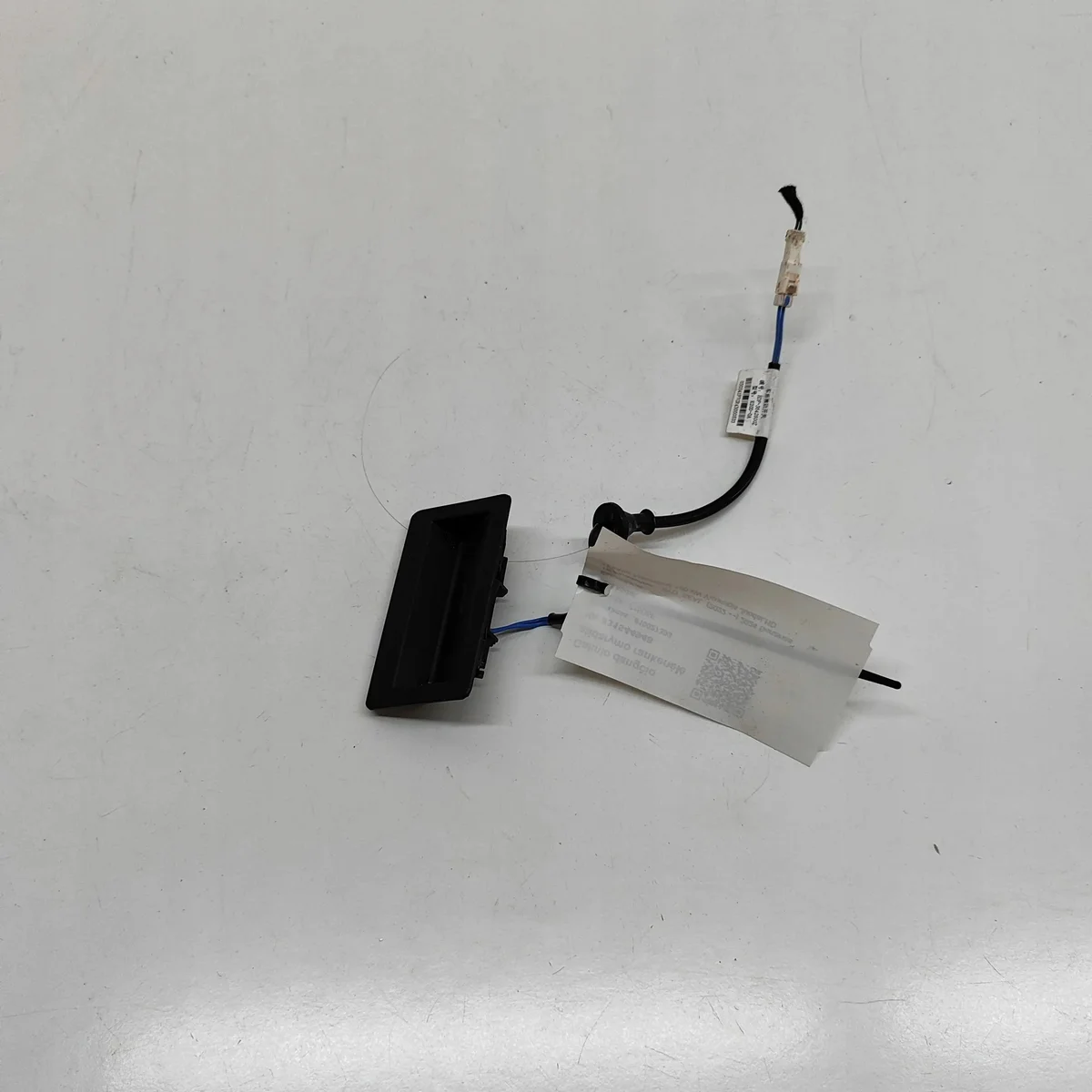 BYD HDF3642800Z Maniglia Portellone Usato thumbnail 1