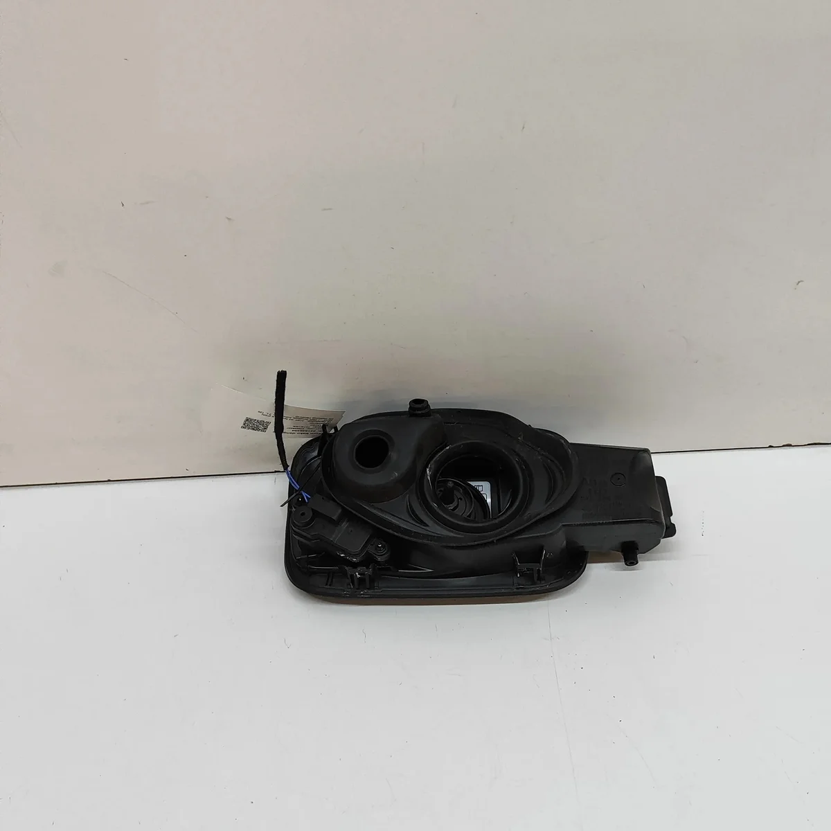 Polttoainetankin luukku Audi A5 Sportback image 6