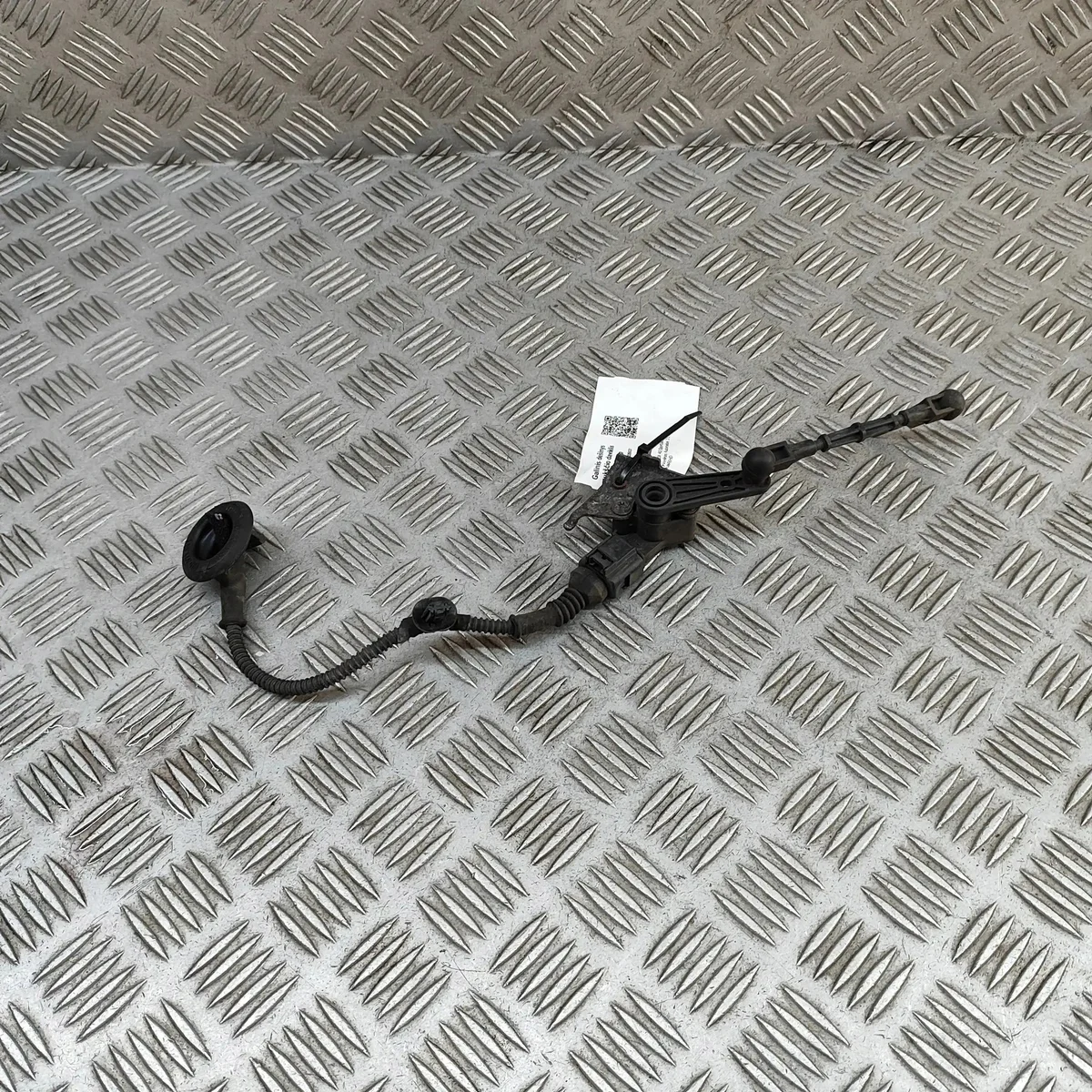 Audi A4 B9 Nivåsensor Vänster 4M0907503 image 3