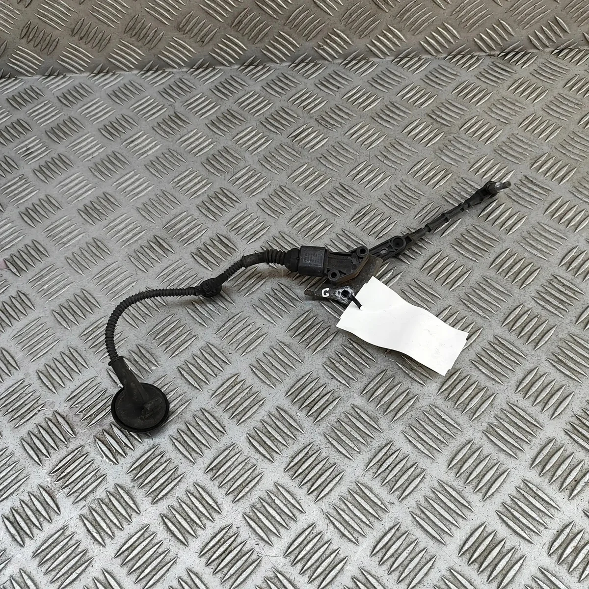Audi A4 B9 Nivåsensor Vänster 4M0907503 image 4