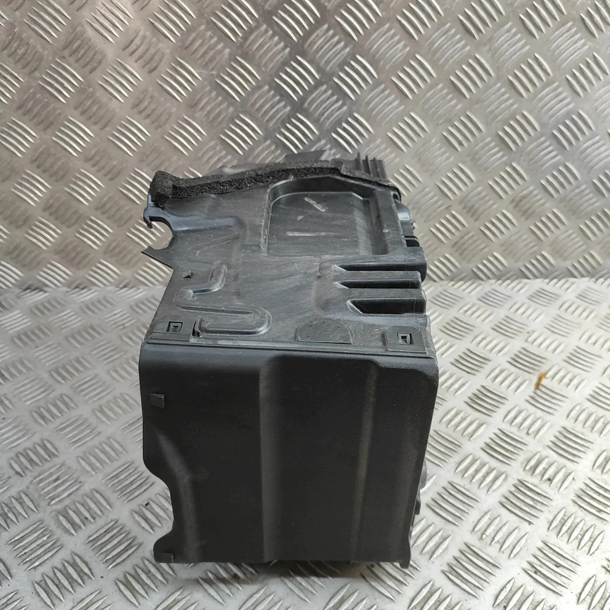 Land Rover Range Rover Evoque L538 Batteriehalterung