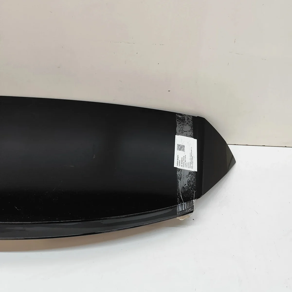Spoiler Porta-malas Lexus NX Usado image 3