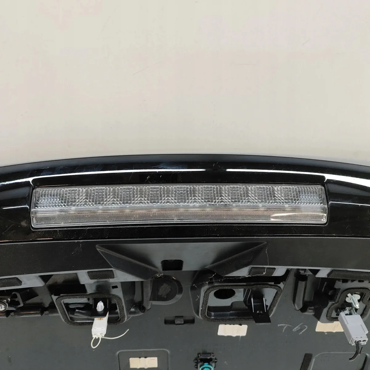Spoiler Porta-malas Lexus NX Usado image 5