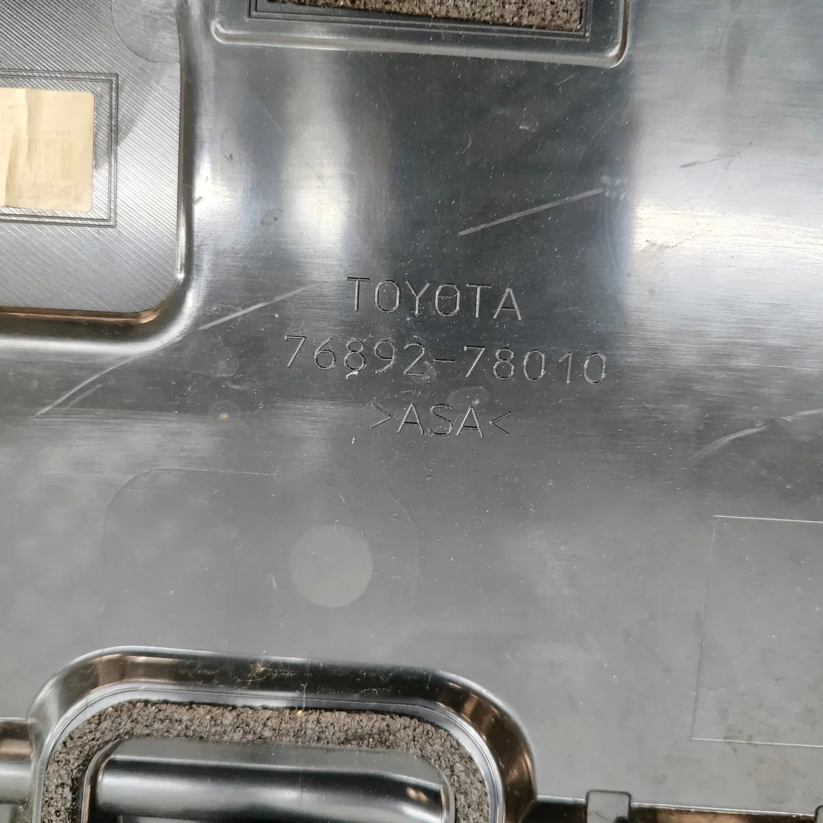 Spoiler Porta-malas Lexus NX Usado image 7