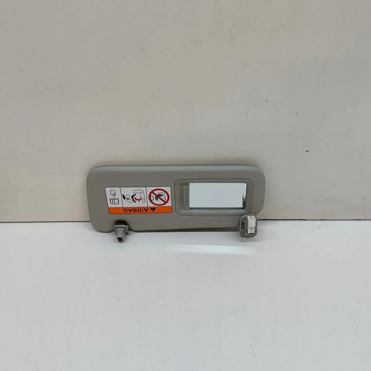 Pare-soleil gauche Mazda CX-30 (DM) D52S69320C