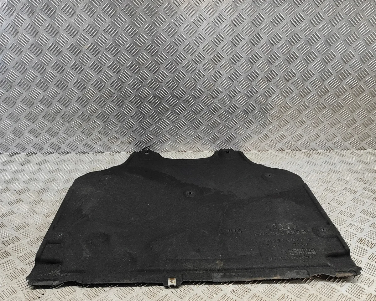 Audi A5 Motorafdekking 8W3863822B Gebruikt image 3