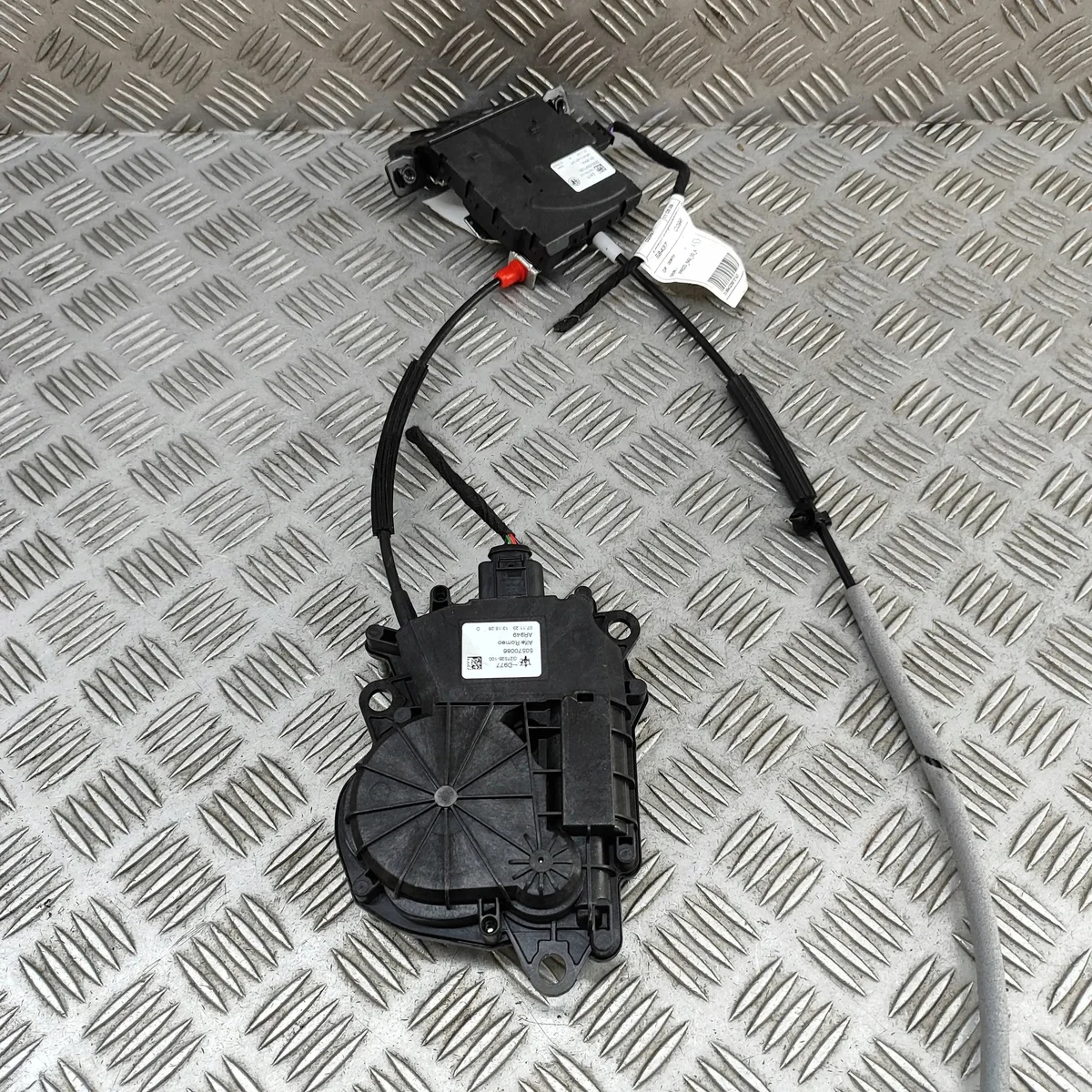 Schloss Heckklappe Alfa Romeo Stelvio 505518840 image 3