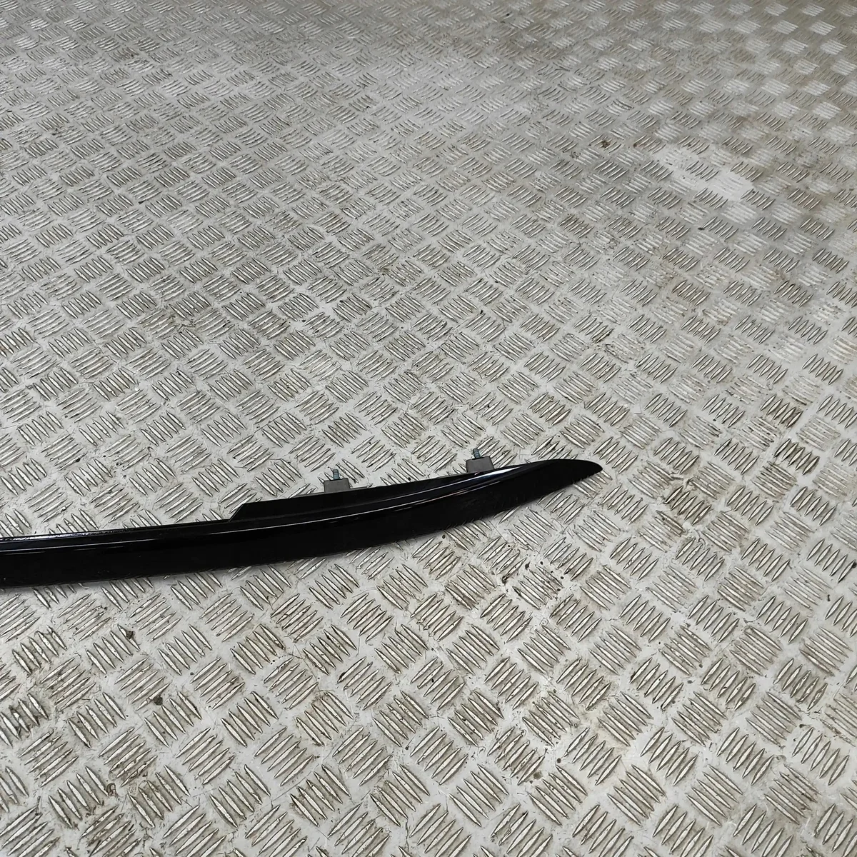 Porsche Taycan 9J1 2022 Dachreling Links image 3