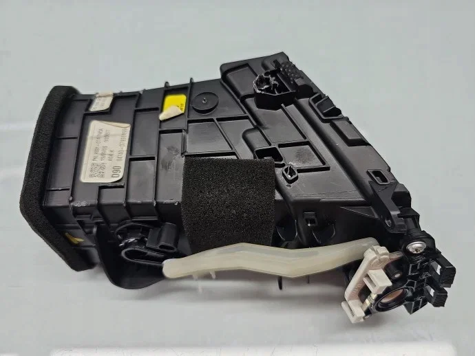 Cadre autoradio Hyundai Tucson III 84740-D7900 image 4