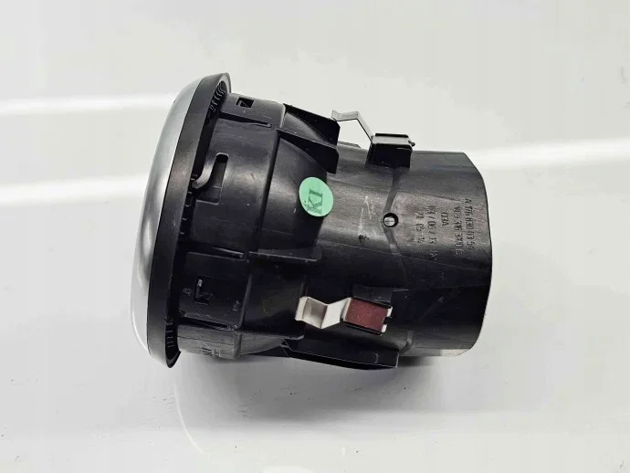 Luftgallervänster Mercedes A W176 A1758300354