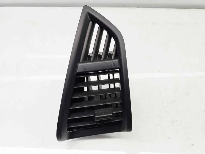 Grille d'aération gauche Ford Ecosport image 4