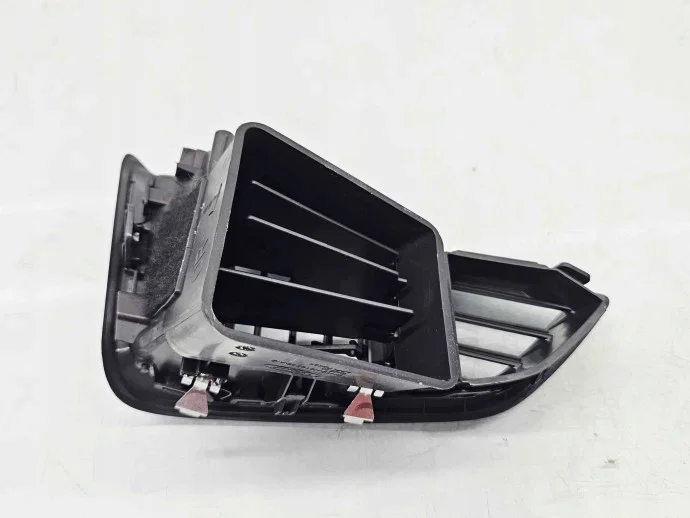 Luftgallret höger Ford Ecosport GN15-N018B08-AB image 4