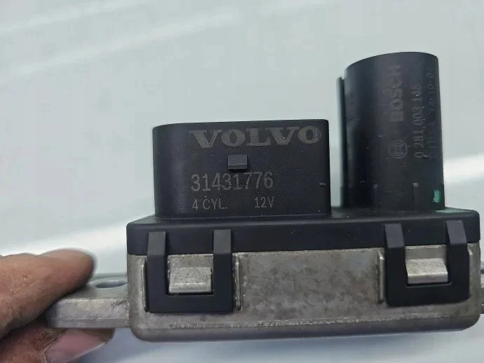 Relè Volvo V60 2.0 D4204T5 31431776 image 4