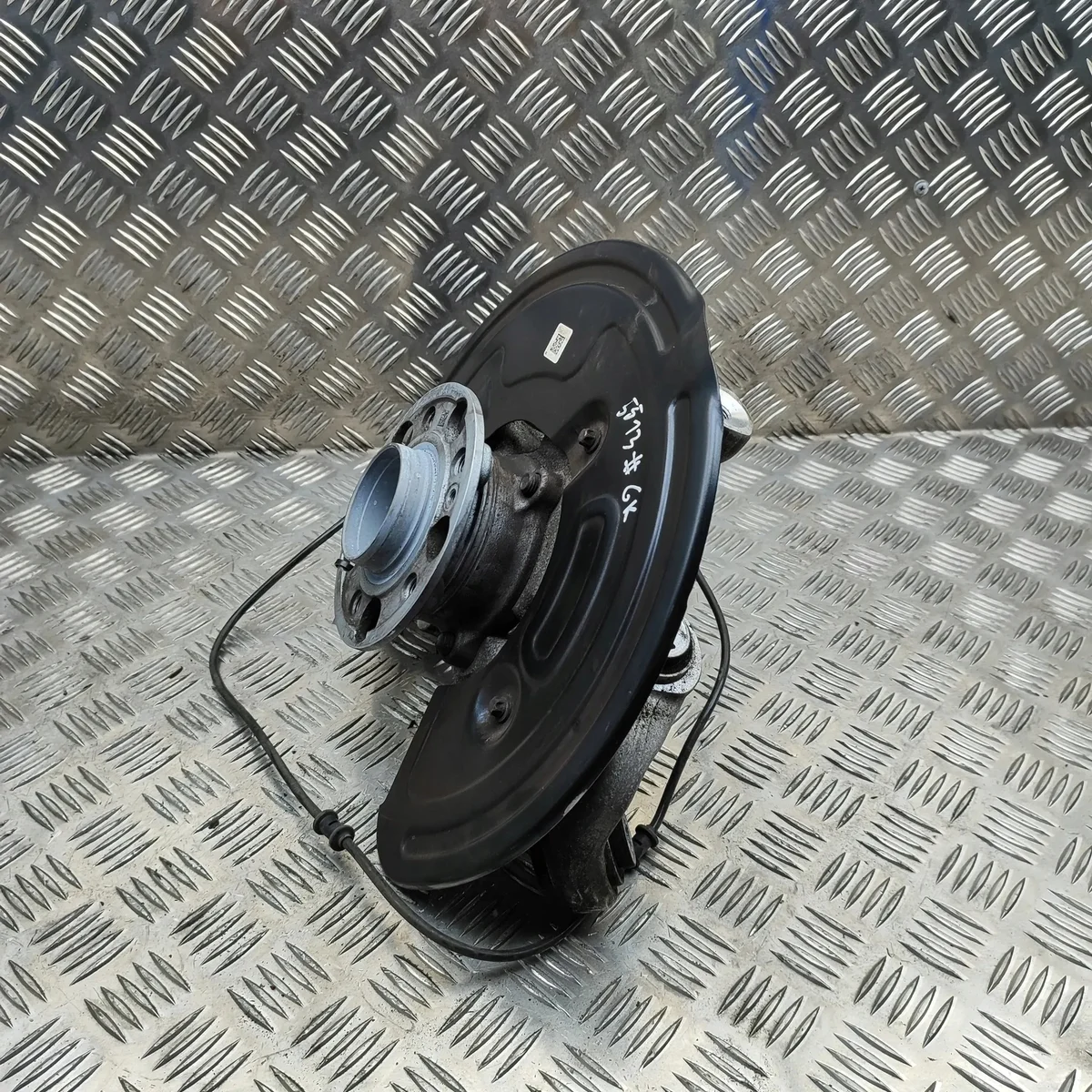 Achterste fusee links Mercedes C S206 image 4
