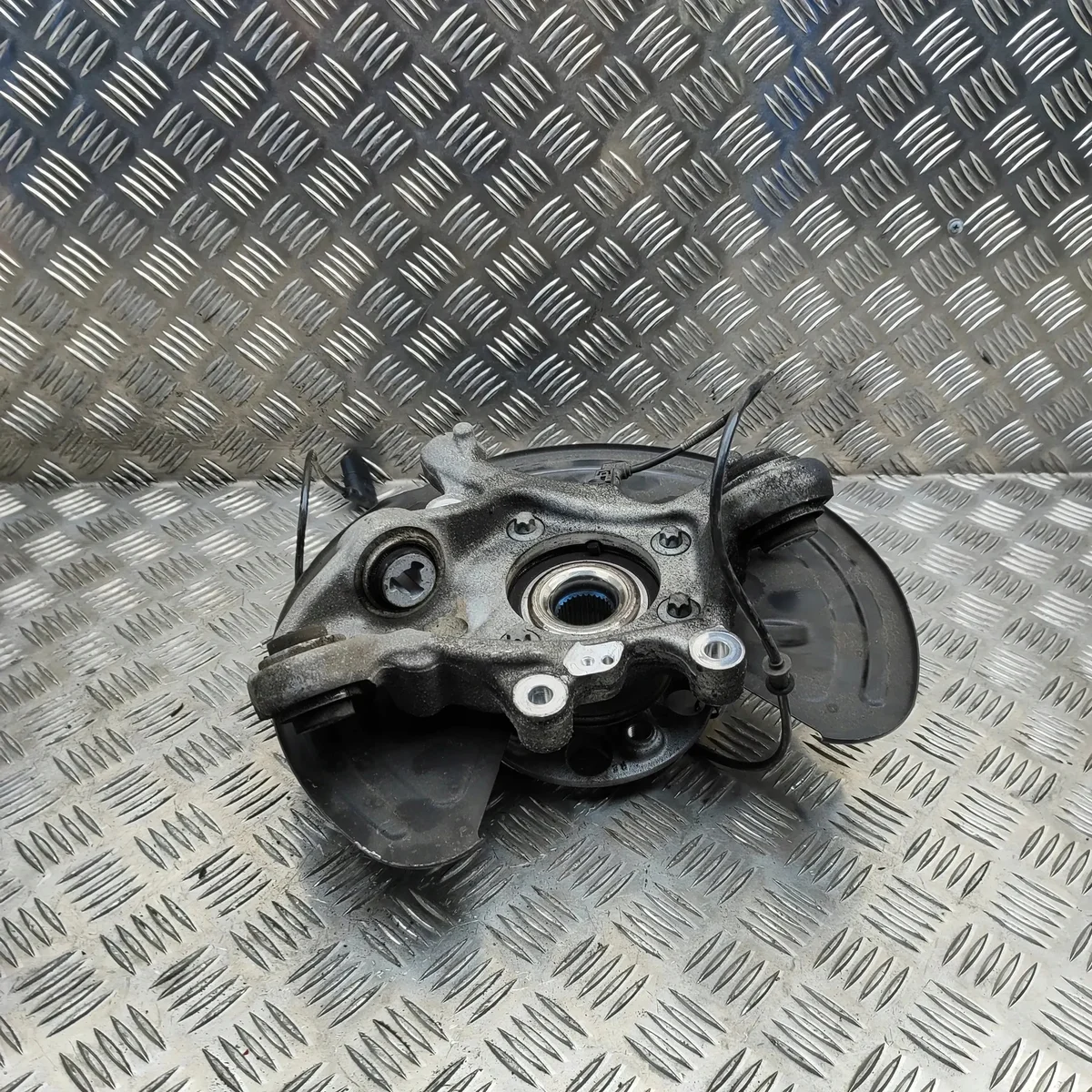 Achterste fusee links Mercedes C S206 image 6