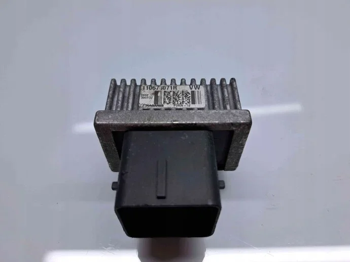 Relé Nissan Qashqai 2007-2014 OEM 110678071R