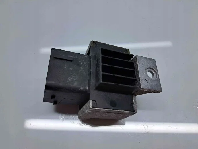 Relä Nissan Qashqai 2007-2014 OEM 110678071R image 3