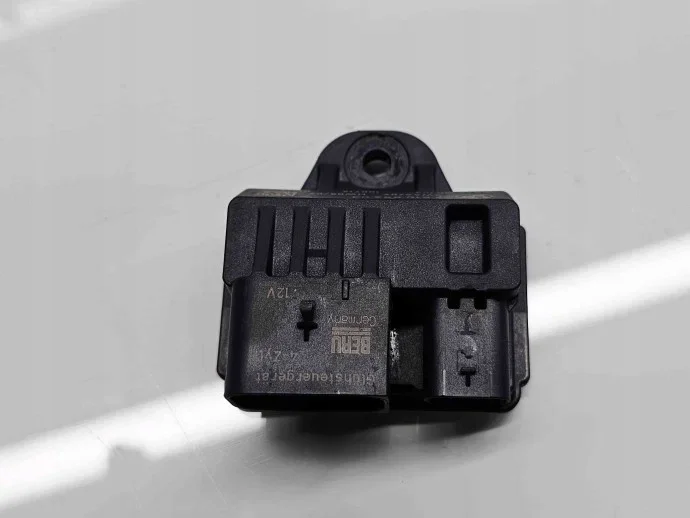 Relais BMW 3 (E90) 7810856