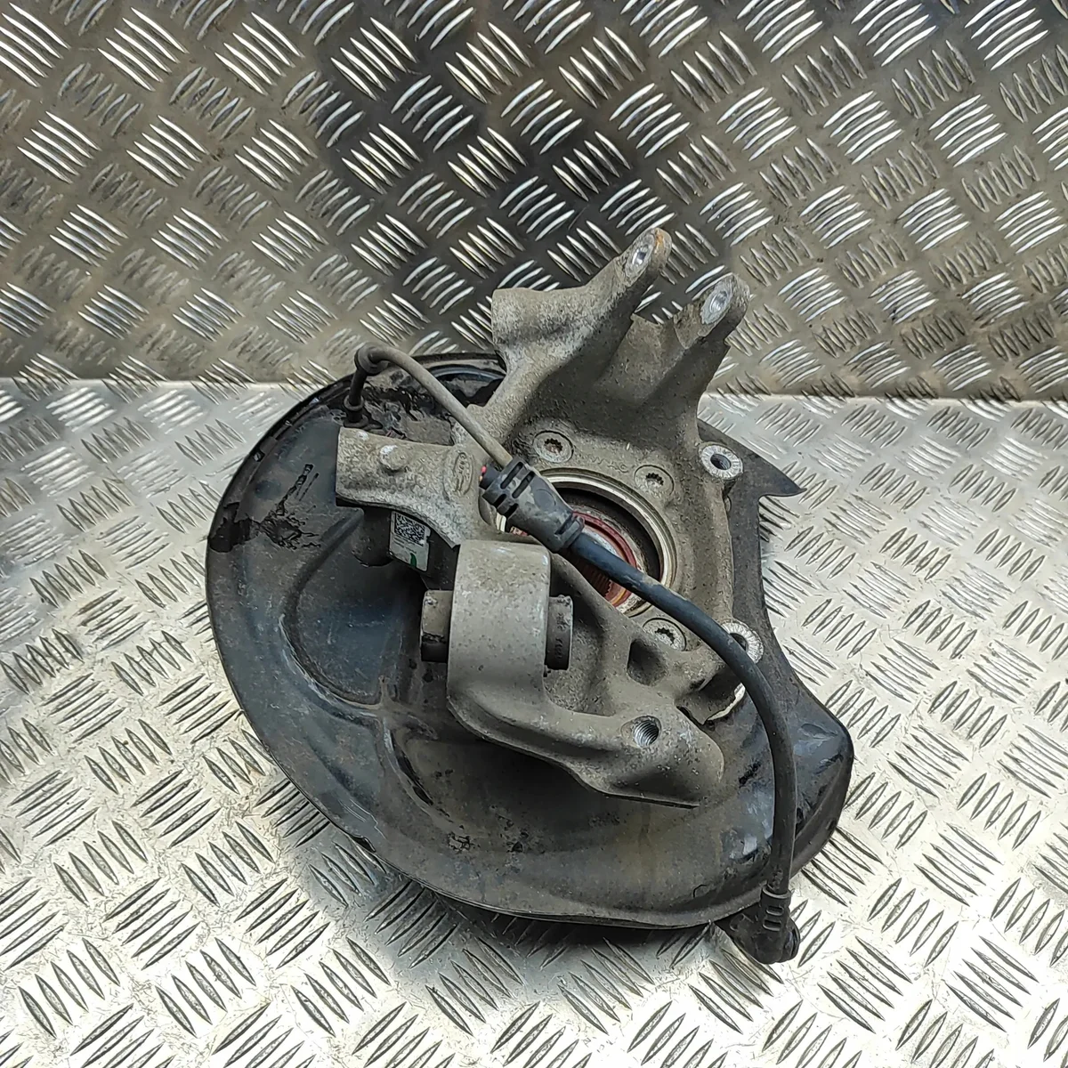 Mozzo posteriore sinistro Audi Q7 (4M) image 4