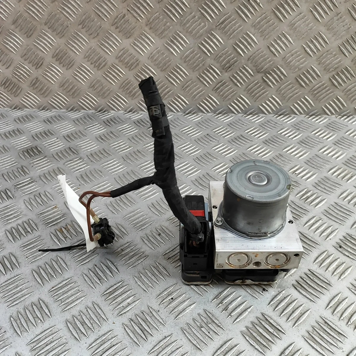 Pompa Freno ABS Audi A4 B9 8W0907379BG image 4