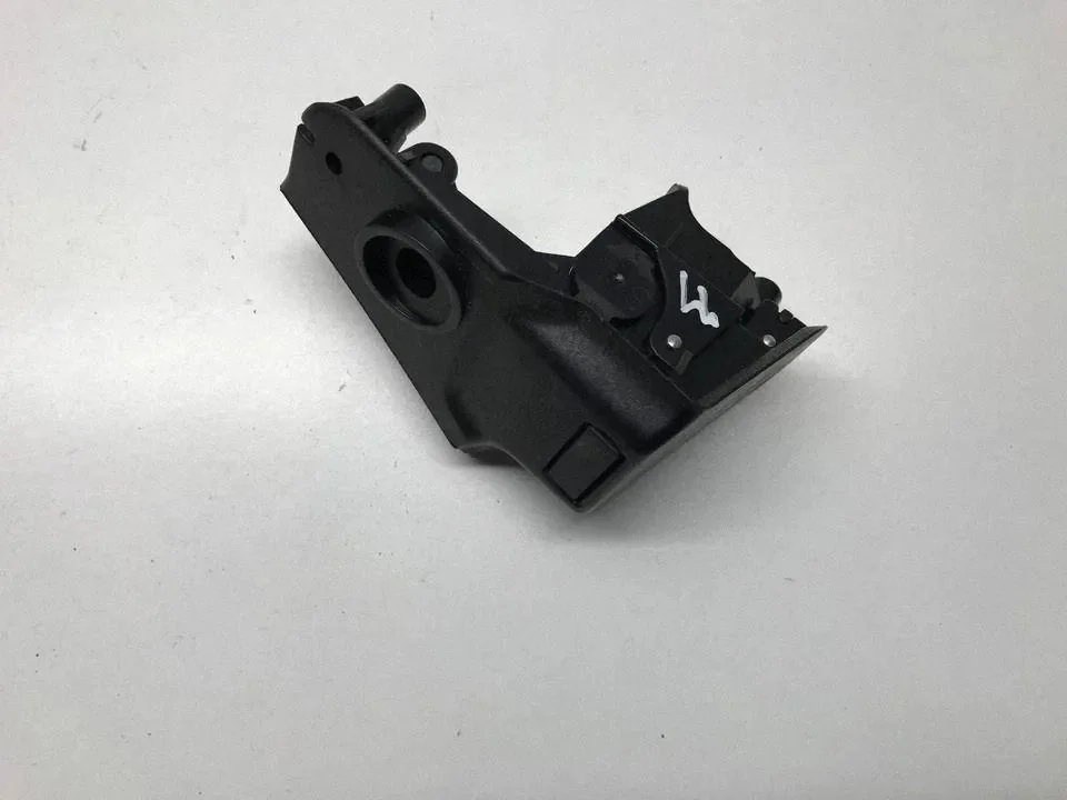 BMW E60 E61 2006 Armstödslås OEM 1060299 image 3