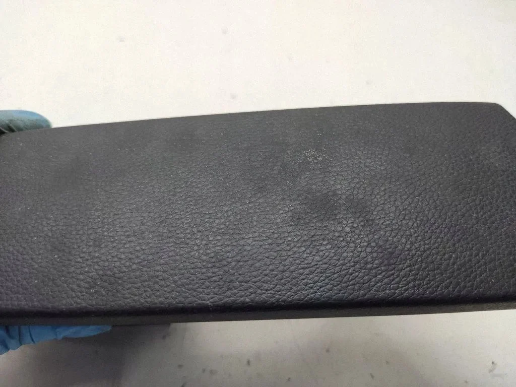 BMW 5 E60 E61 2004 Reposabrazos Consola image 6