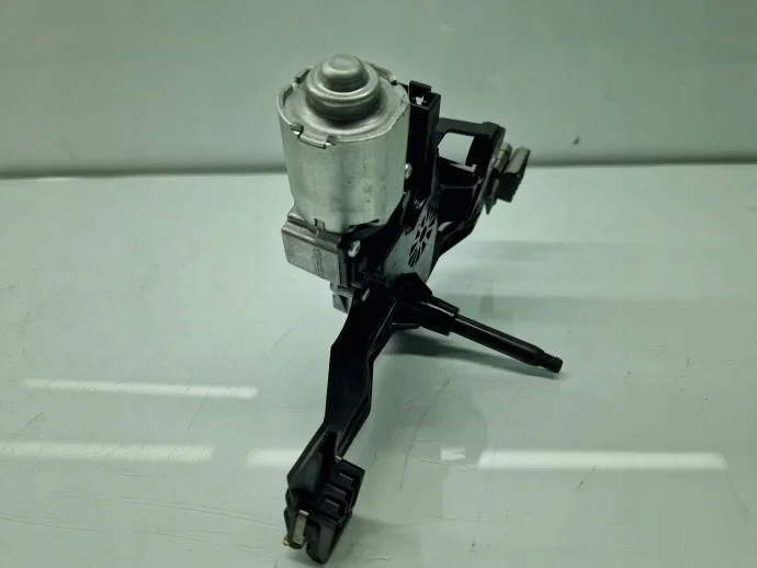 Moteur essuie-glace arrière Opel Corsa E 2019 image 3