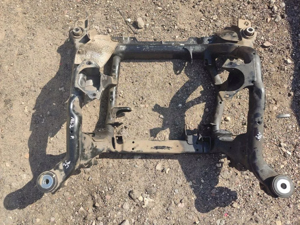Mercedes-Benz ML W164 Sanki przednie OE 337112598