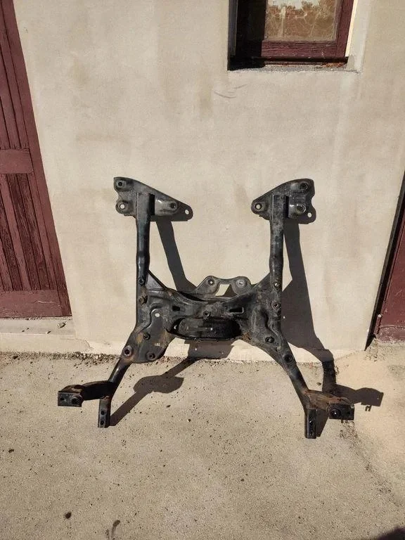Mini Cooper Countryman R60 Front Subframe 980743049