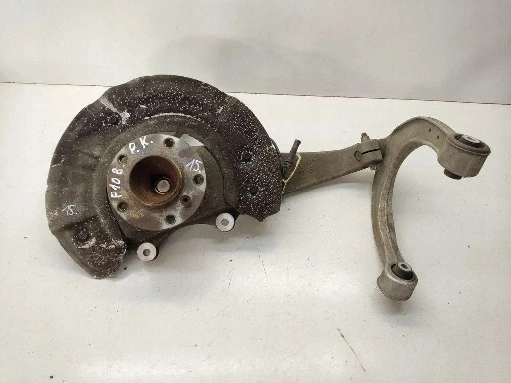 BMW 5 F10 F11 Moyeu de roue avant 16082T5