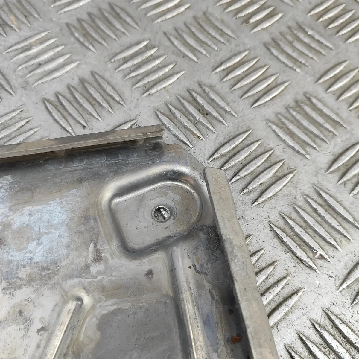 Base de Bateria Audi Q4 Sportback 1EA915331C image 5