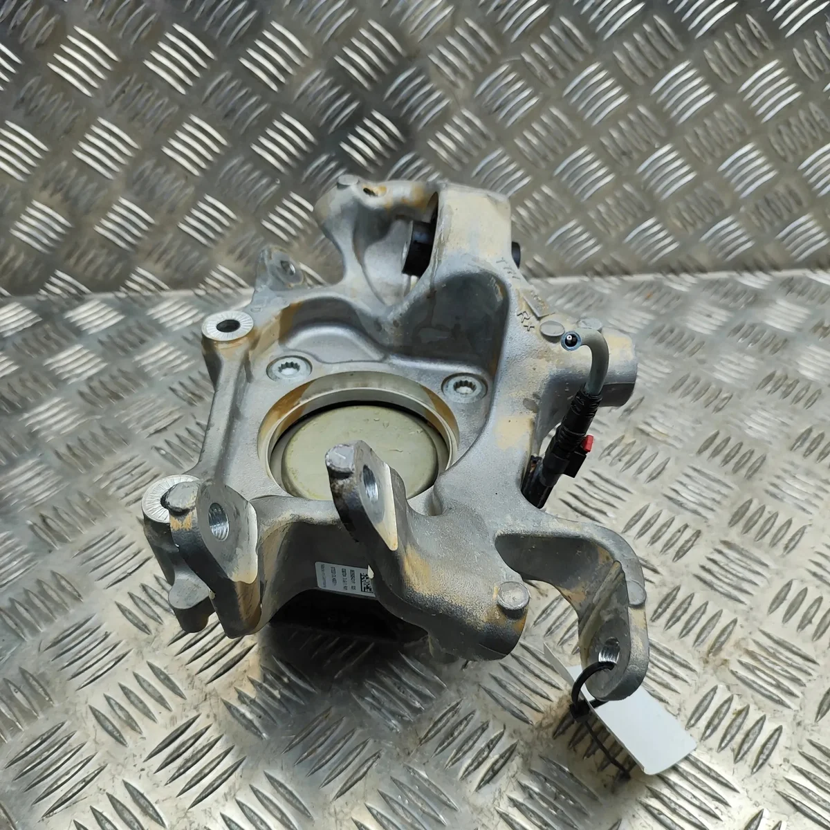 Takavaka, vasen Audi 8B3505459A image 4