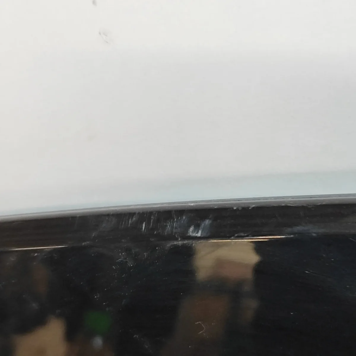 Audi Q8 bagagerumsspoiler 4M8827933 image 9