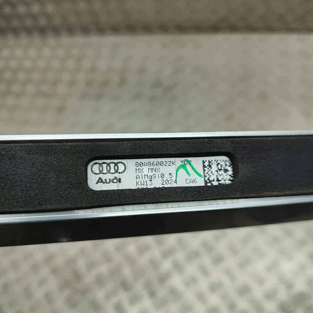 Takreling Audi Q5 (FY) 80A860022K Höger image 8
