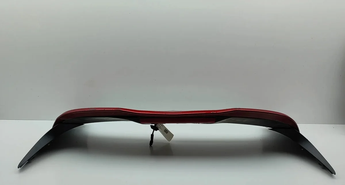 Spoiler Portón Ford Puma L1TBA44210BP Usado