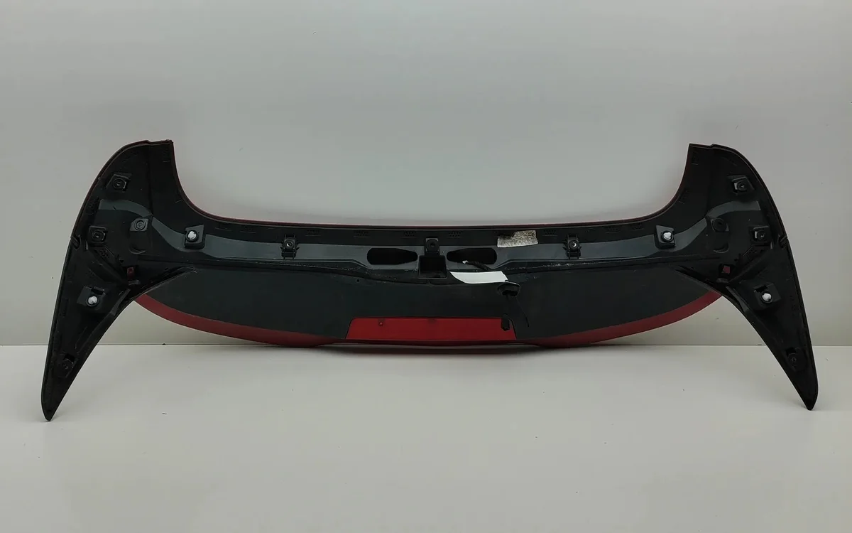 Spoiler Ford Puma J2K CF7 Usado L1TBA44210BP image 6