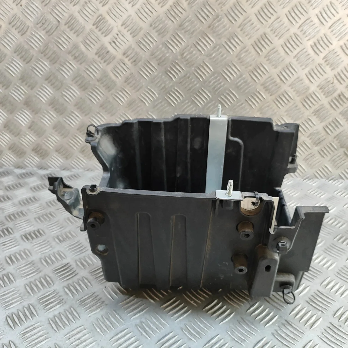 Accubak Ford Puma L1BB10723BB Gebruikt image 3