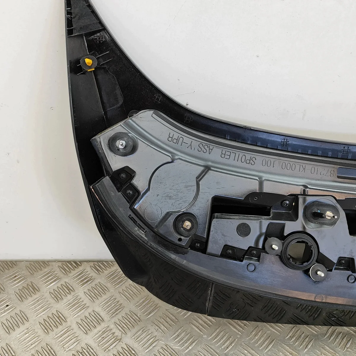 Spoiler Porta-malas Hyundai Ioniq 6 Usado image 6