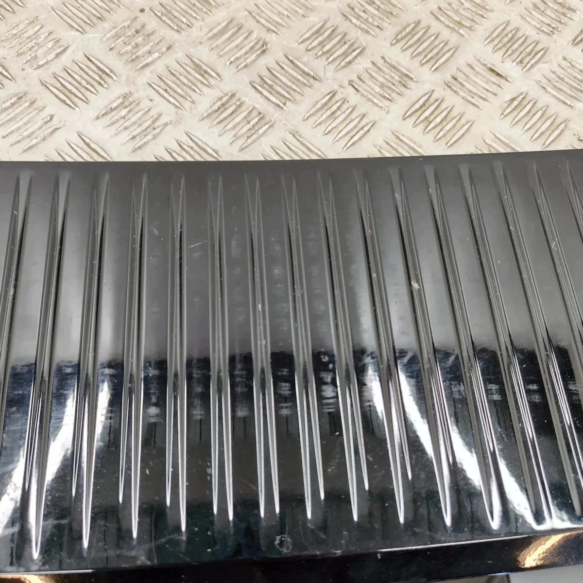 Spoiler Porta-malas Hyundai Ioniq 6 Usado image 10