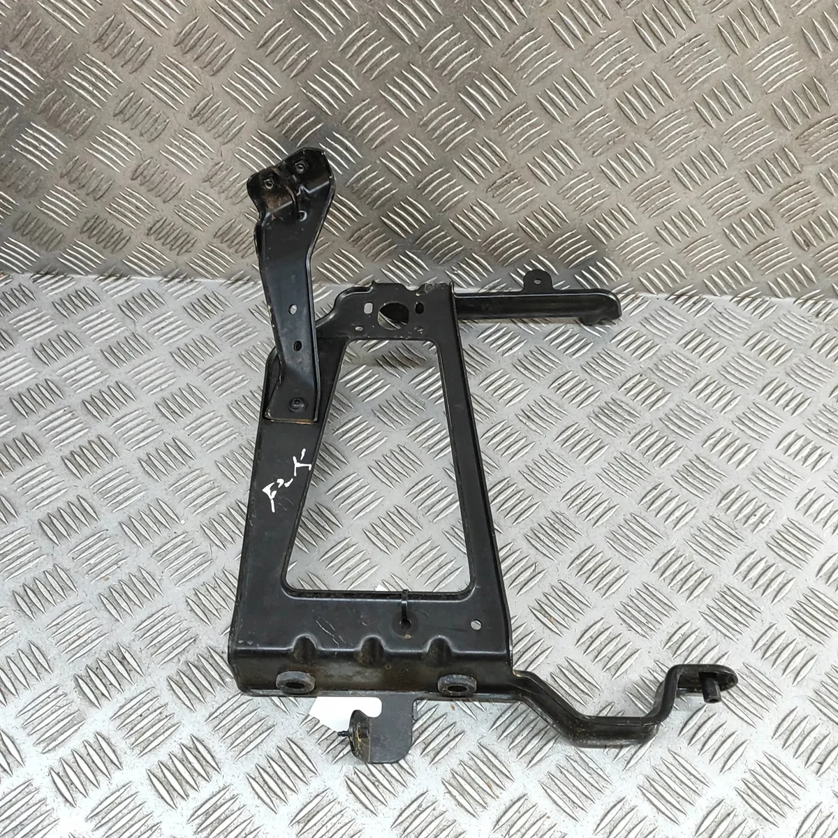 Audi Q7 Q8 4M8121263A Support Radiateur image 4