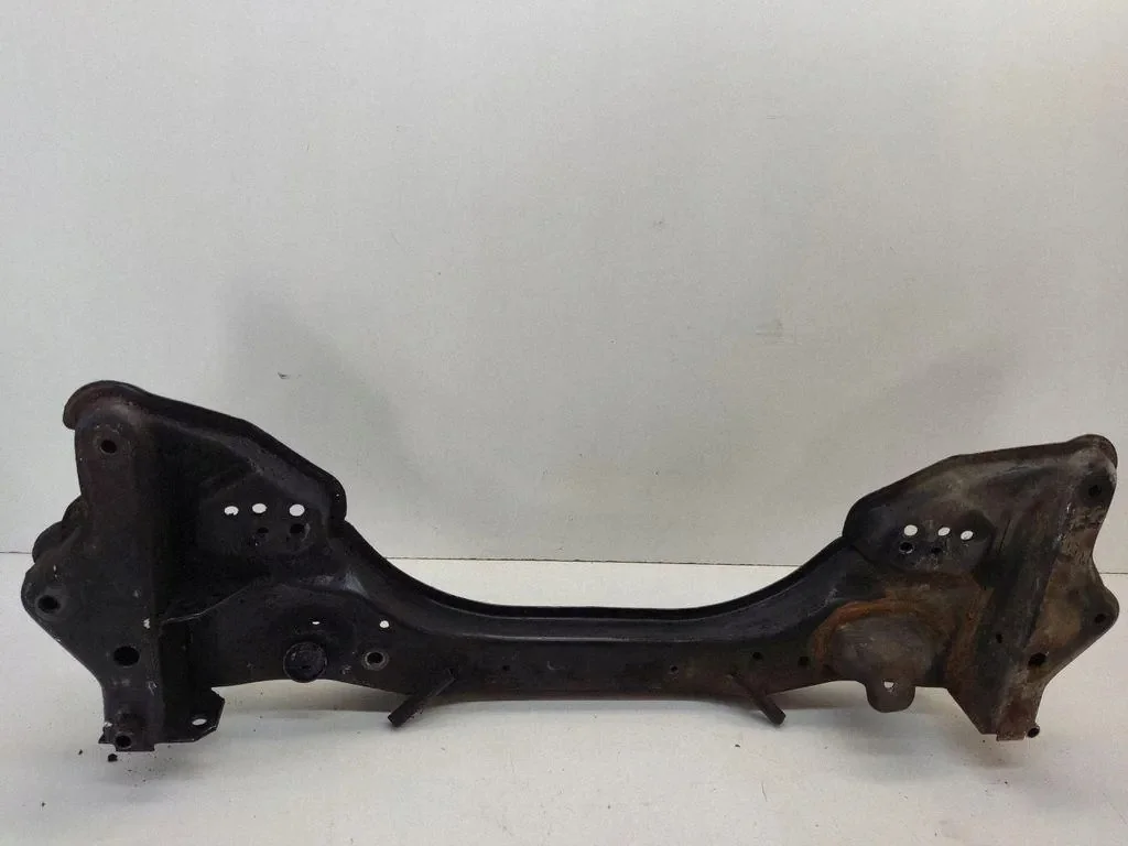 BMW 7 E32 1993 Sottotelaio anteriore 2035520 image 4