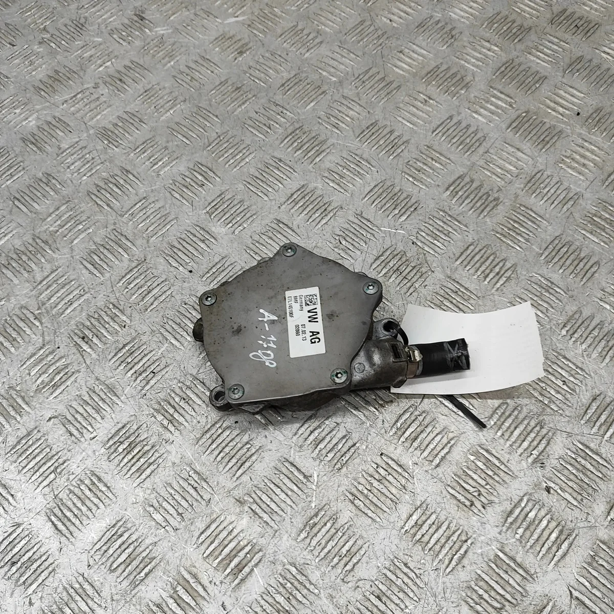 Vacuum Pump 07L145100F Bentley Continental GT V8