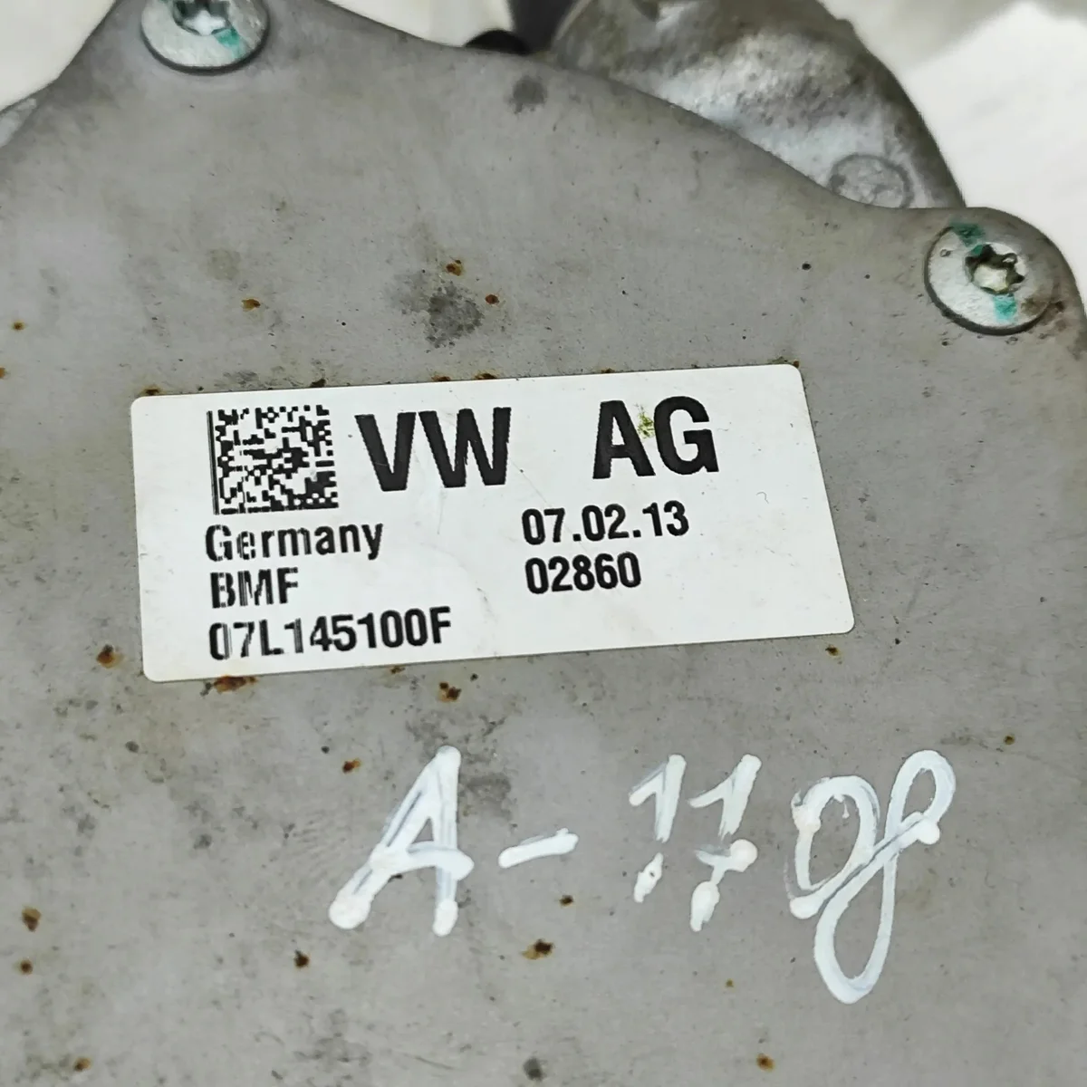 Vacuum Pump 07L145100F Bentley Continental GT V8 image 6