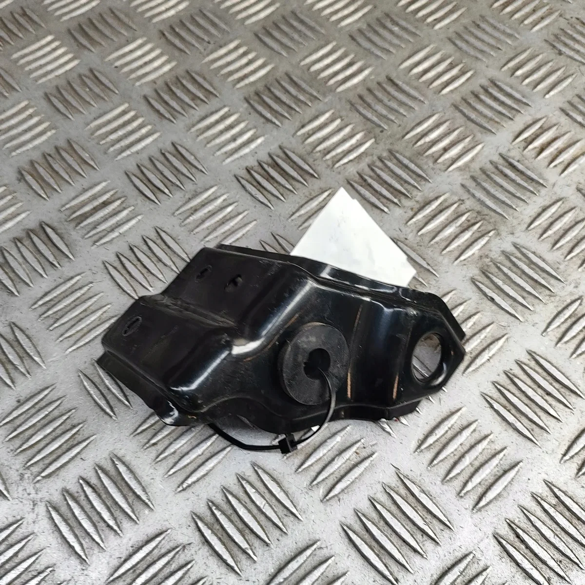 HONDA E:NY1 jäähdyttimen kiinnike 7417631AG00 image 3